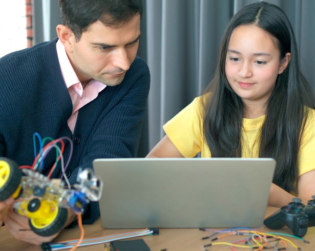 STEM programs for students in Brooklyn NY offering hands-on learning experiences